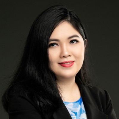 Winnie Ho